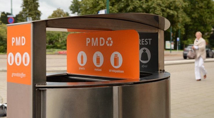 Buitenshuis afval scheiden met de Oval PMD